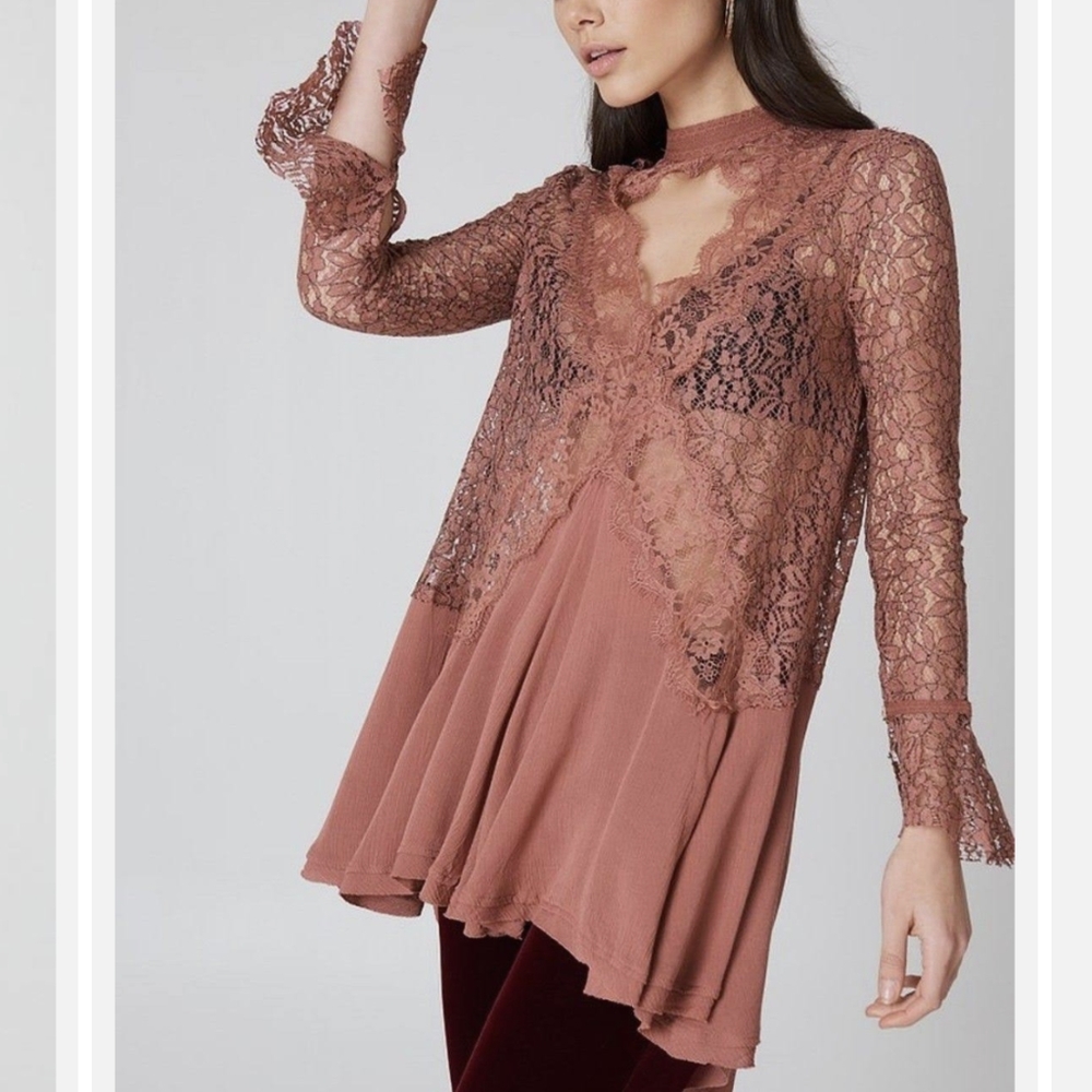 Dark Mauve Lace Panel Tunic Asymmetrical Dress Top Size US Small ❤️